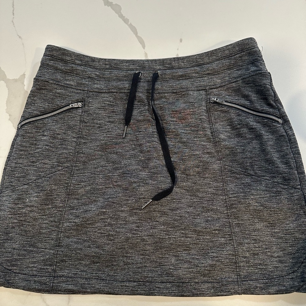 Athleta Metro Skort Skirt. Gay Size Small. NoFlaws B0052 - Picture 2 of 14